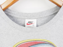Load image into Gallery viewer, VINTAGE NIKE GRAPHIC T SHIRT - S
