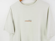 Load image into Gallery viewer, VINTAGE BILLABONG SNOWBAORDING GRAPHIC T SHIRT - L
