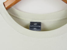 Load image into Gallery viewer, VINTAGE BILLABONG SNOWBAORDING GRAPHIC T SHIRT - L
