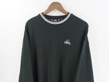Load image into Gallery viewer, VINTAGE ADIDAS GOLF EMBROIDERED CREWNECK - L
