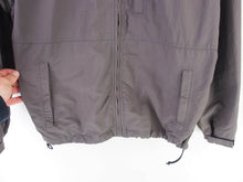 Load image into Gallery viewer, VINTAGE NORTH FACE WINDBREAKER - M
