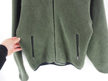 Load image into Gallery viewer, VINTAGE RARE NIKE ACG SHERPA FLEECE - S
