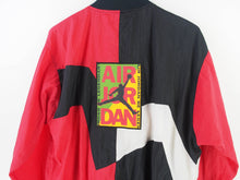 Load image into Gallery viewer, VINTAGE RARE NIKE AIR JORDAN WINDBREAKER - M/L

