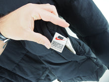 Load image into Gallery viewer, VINTAGE NIKE SPELLOUT REVERSIBLE PUFFER JACKET - M/L
