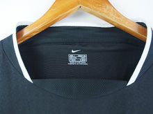 Load image into Gallery viewer, VINTAGE 2003 NIKE MAN UNITED AWAY JERSEY - L
