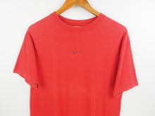 Load image into Gallery viewer, VINTAGE NIKE AIR MAX GRAPHIC T SHIRT - S
