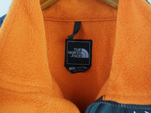 Load image into Gallery viewer, VINTAGE NORTH FACE DENALI FLEECE - XL
