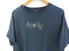 Load image into Gallery viewer, VINTAGE BILLABONG Y2K GRAPHIC T SHIRT - L
