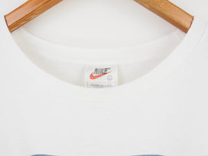 VINTAGE NIKE GRAPHIC T SHIRT - L/XL