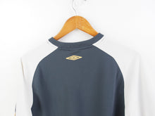 Load image into Gallery viewer, VINTAGE UMBRO ATHLETIC T SHIRT - XL
