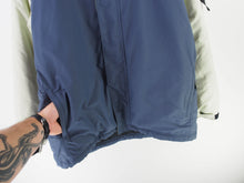 Load image into Gallery viewer, VINTAGE NIKE ACG PUFFY LINED JACKET - M/L
