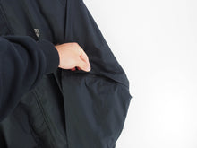 Load image into Gallery viewer, VINTAGE NIKE GOLF ZIP-OFF WINDBREAKER - L
