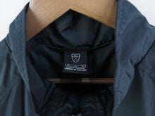 Load image into Gallery viewer, VINTAGE NIKE GOLF ZIP-OFF WINDBREAKER - L
