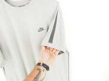 Load image into Gallery viewer, VINTAGE NIKE ATHLETIC T SHIRT - XL
