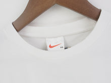 Load image into Gallery viewer, VINTAGE NIKE FLIGHT GRAPHIC T SHIRT - S
