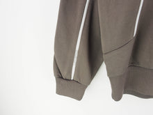 Load image into Gallery viewer, VINTAGE UMBRO DETAILED ZIP UP - S
