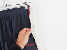 Load image into Gallery viewer, VINTAGE ADIDAS BAGGY TRACKPANTS - 34'
