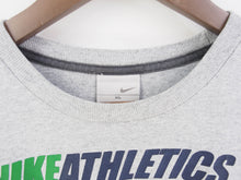 Load image into Gallery viewer, VINTAGE NIKE SHOX GRAPHIC T SHIRT - S/M
