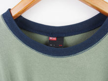 Load image into Gallery viewer, VINTAGE DIESEL OLD ENGLISH GRAPHIC T SHIRT - M
