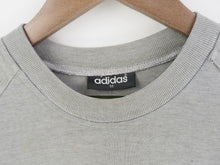 Load image into Gallery viewer, VINTAGE ADIDAS STREETBALL EMBRODIERED T SHIRT - M
