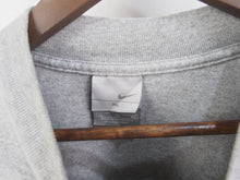 Load image into Gallery viewer, VINTAGE NIKE SWOOSH MOCKNECK - XL
