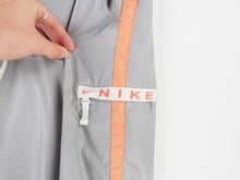 Load image into Gallery viewer, VINTAGE NIKE BAGGY TRACKPANTS - WMNS L

