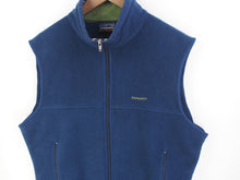 Load image into Gallery viewer, VINTAGE PATAGONIA EMBROIDERED FLEECE VEST - L
