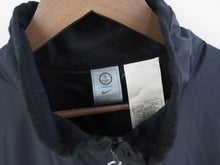 Load image into Gallery viewer, VINTAGE NIKE SYDNEY 2000 1/4 ZIP WINDBREAKER - XL
