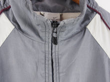 Load image into Gallery viewer, VINTAGE NIKE DETAILED WINDBREAKER - XL
