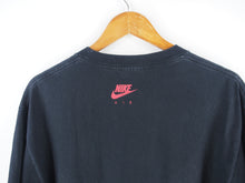 Load image into Gallery viewer, VINTAGE RARE NIKE AIRMAX 360 PROMO GRAPHIC T SHIRT - L

