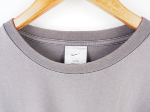 VINTAGE NIKE CURSIVE SPELLOUT T SHIRT - XL