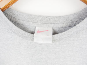 VINTAGE NIKE CENTRE GRAPHIC T SHIRT - XL