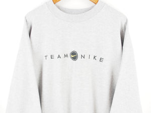 VINTAGE TEAM NIKE EMBROIDERED CREWNECK - XL