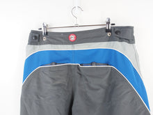 Load image into Gallery viewer, VINTAGE QUIKSILVER BOARDIES - 34&#39;
