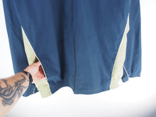 Load image into Gallery viewer, VINTAGE REEBOK WINDBREAKER - XXL

