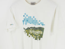 Load image into Gallery viewer, VINTAGE NIKETOWN MARATHON T SHIRT - S
